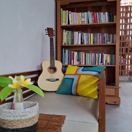 Bring In House Yogyakarta Apartment Exterior photo